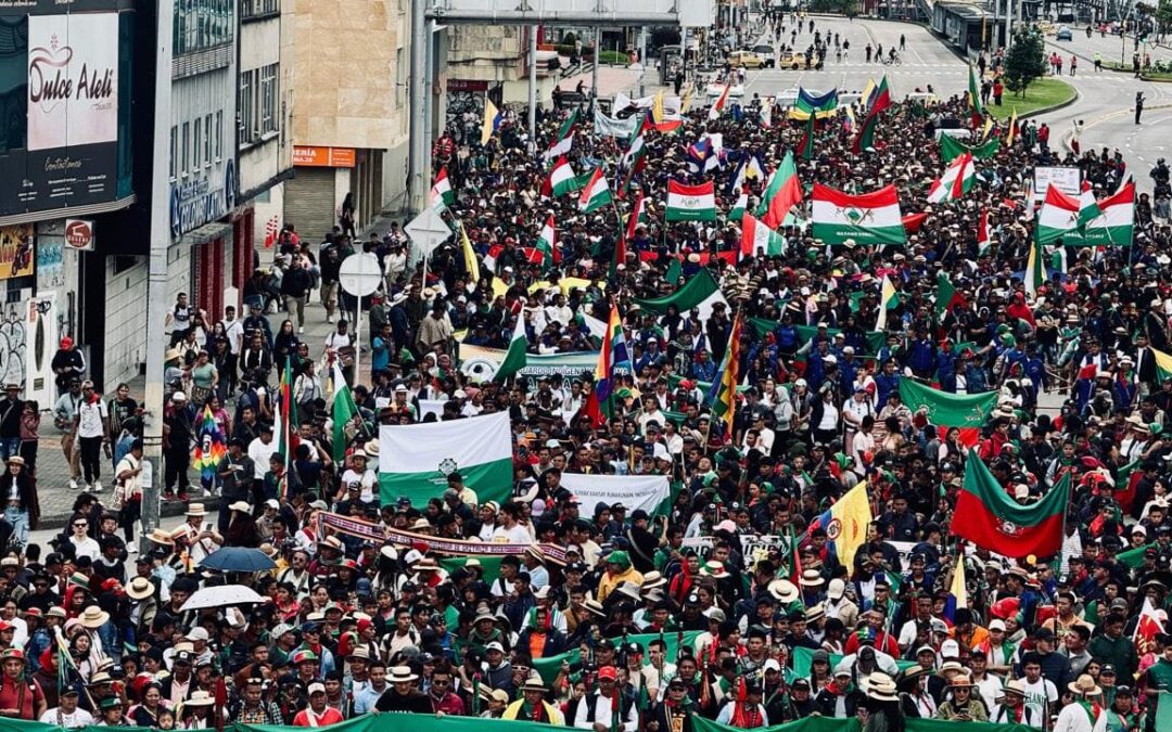 La minga marcha con dignidad este primero de mayo