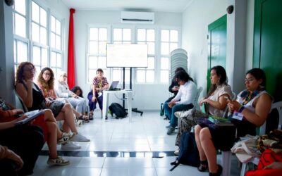 De datos sobre los territorios a datos con los territorios