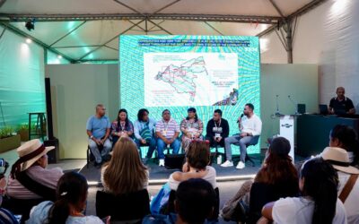 Diálogo intercultural. La importancia de los derechos territoriales para la acción climática y la conservación de la biodiversidad.